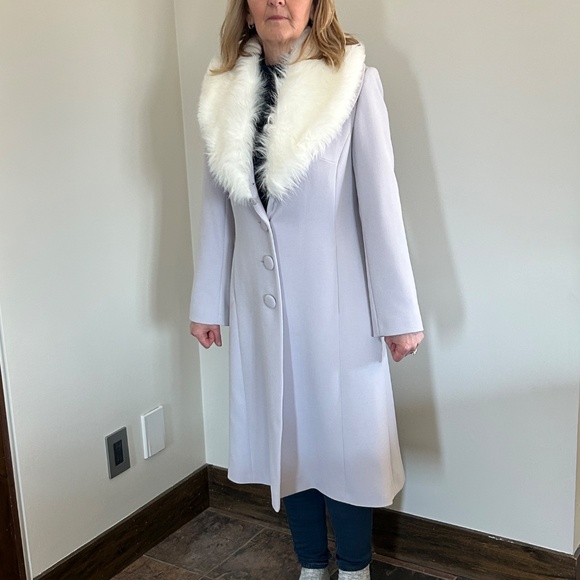 Dress coat - Picture 7 of 11